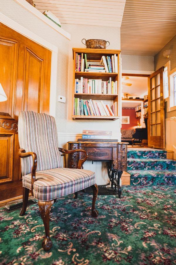 Yelton Manor Bed And Breakfast South Haven Ngoại thất bức ảnh